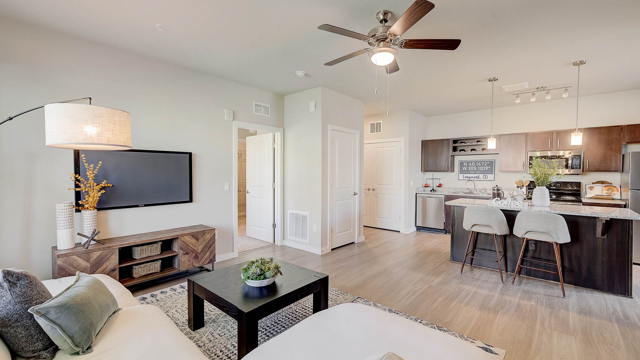 Longmont, CO Apartments for Rent Springs at Sandstone Ranch